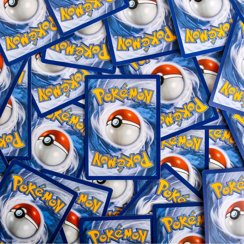 RANDOM Pokémon Card Pull (Uncommon)!